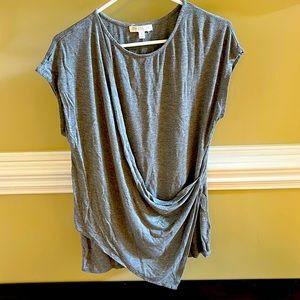 love, Fire gray asymmetrical hem top